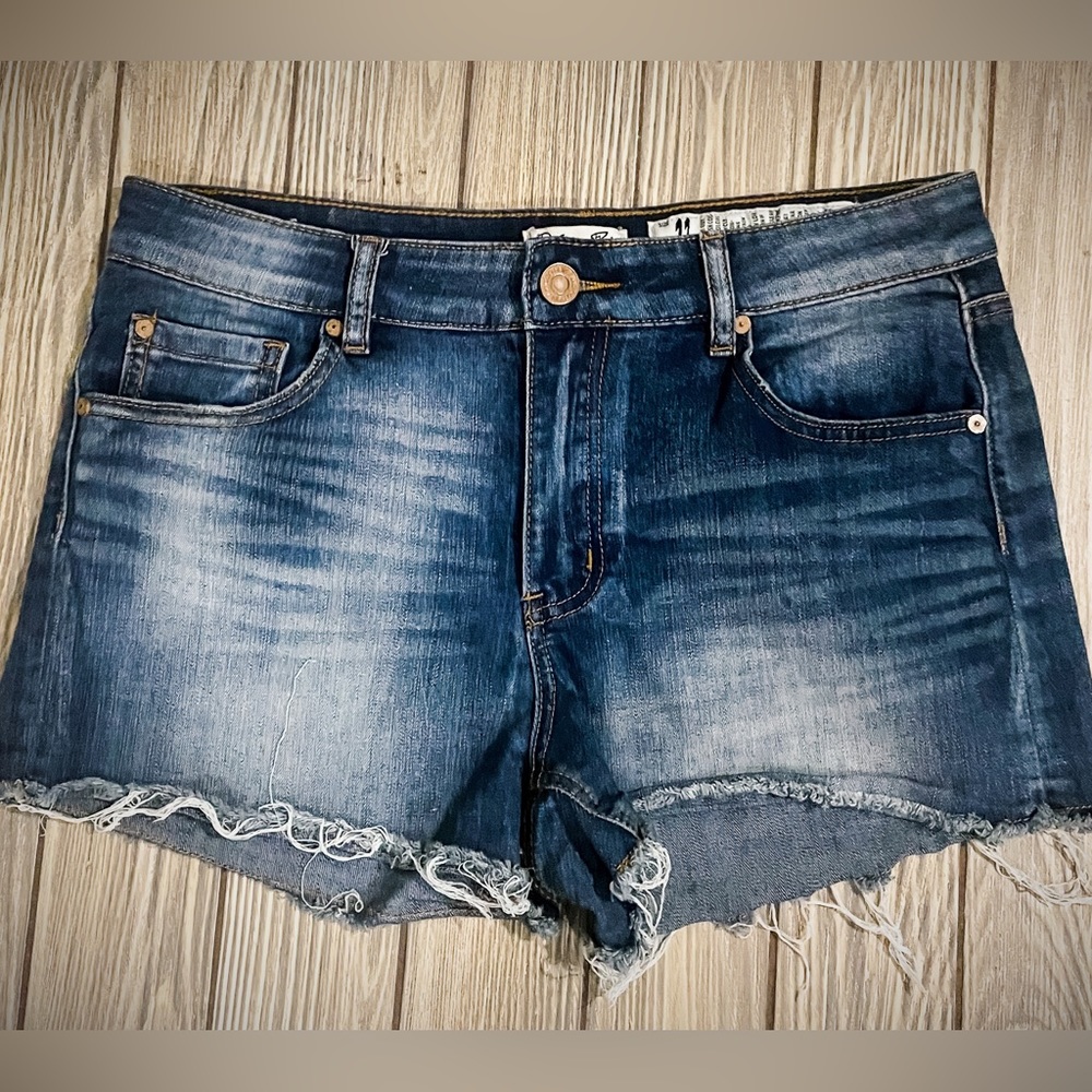Indigo Rein Jean shorts size 11